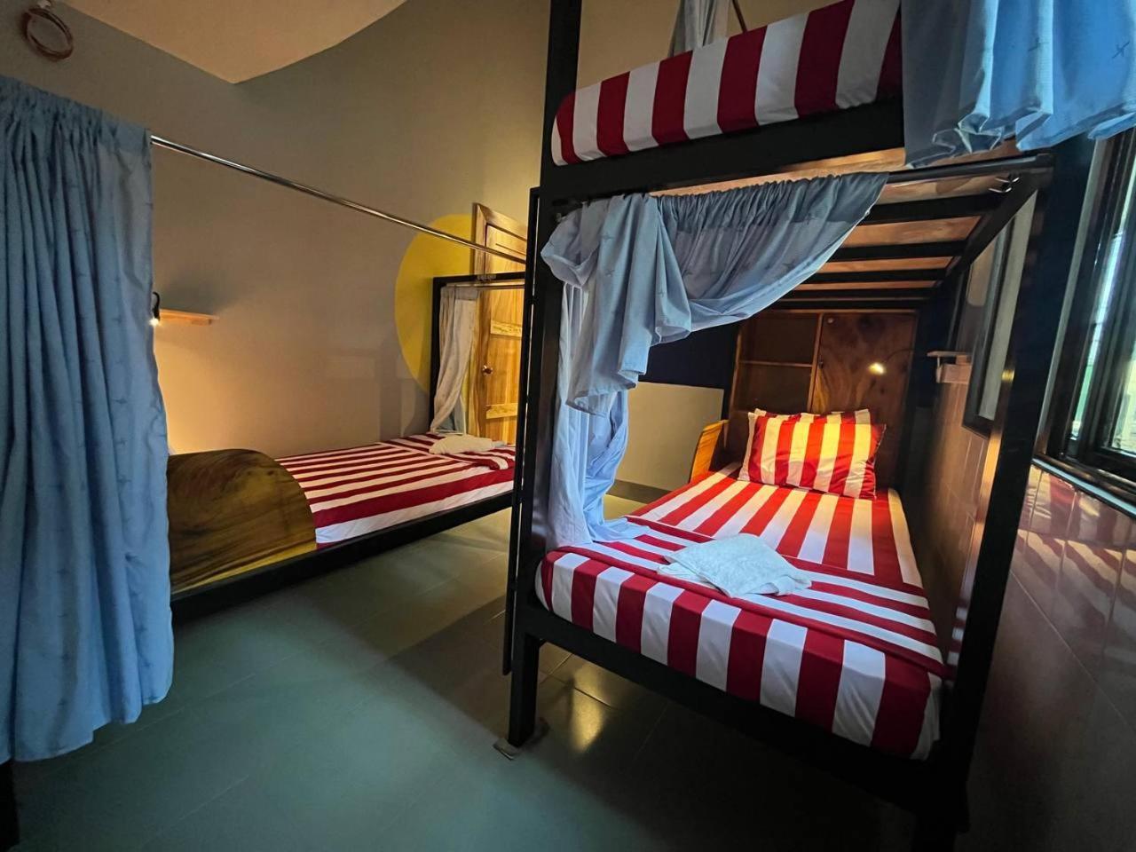באטאמבנג Por Chey Guesthouse מראה חיצוני תמונה