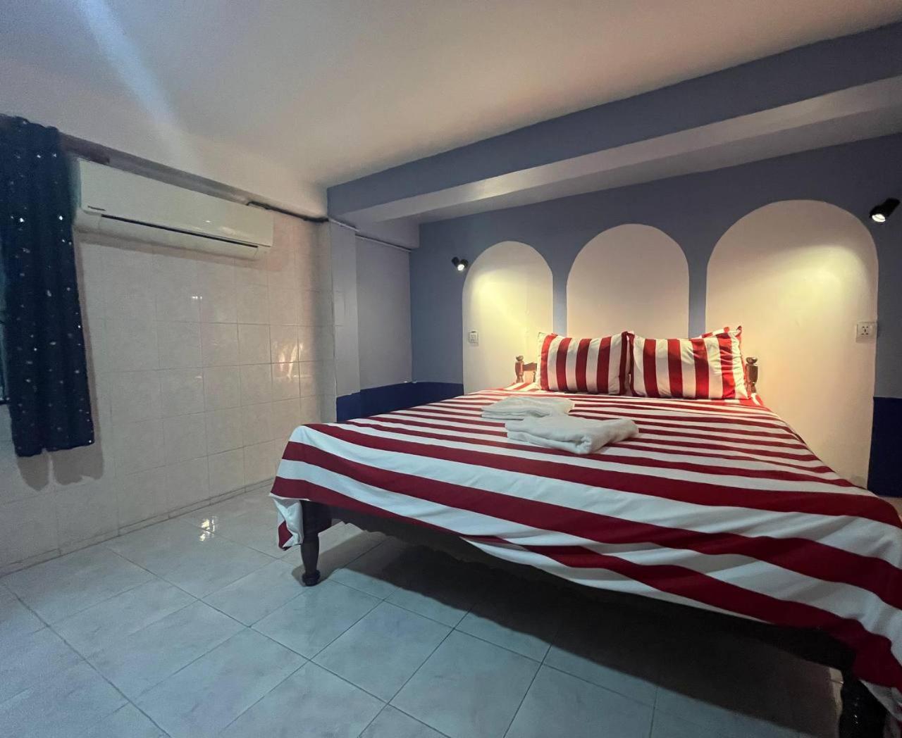 באטאמבנג Por Chey Guesthouse מראה חיצוני תמונה