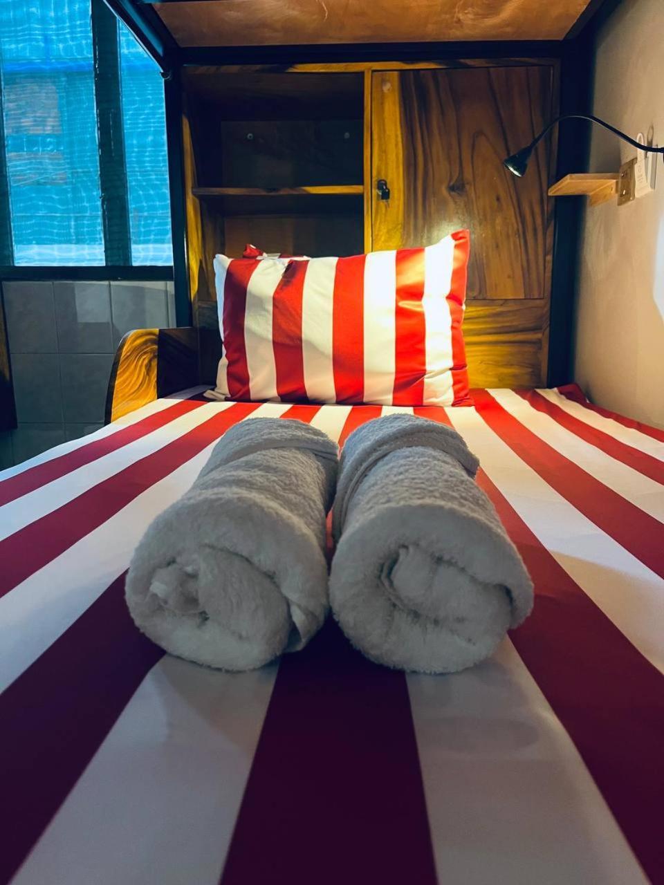באטאמבנג Por Chey Guesthouse מראה חיצוני תמונה