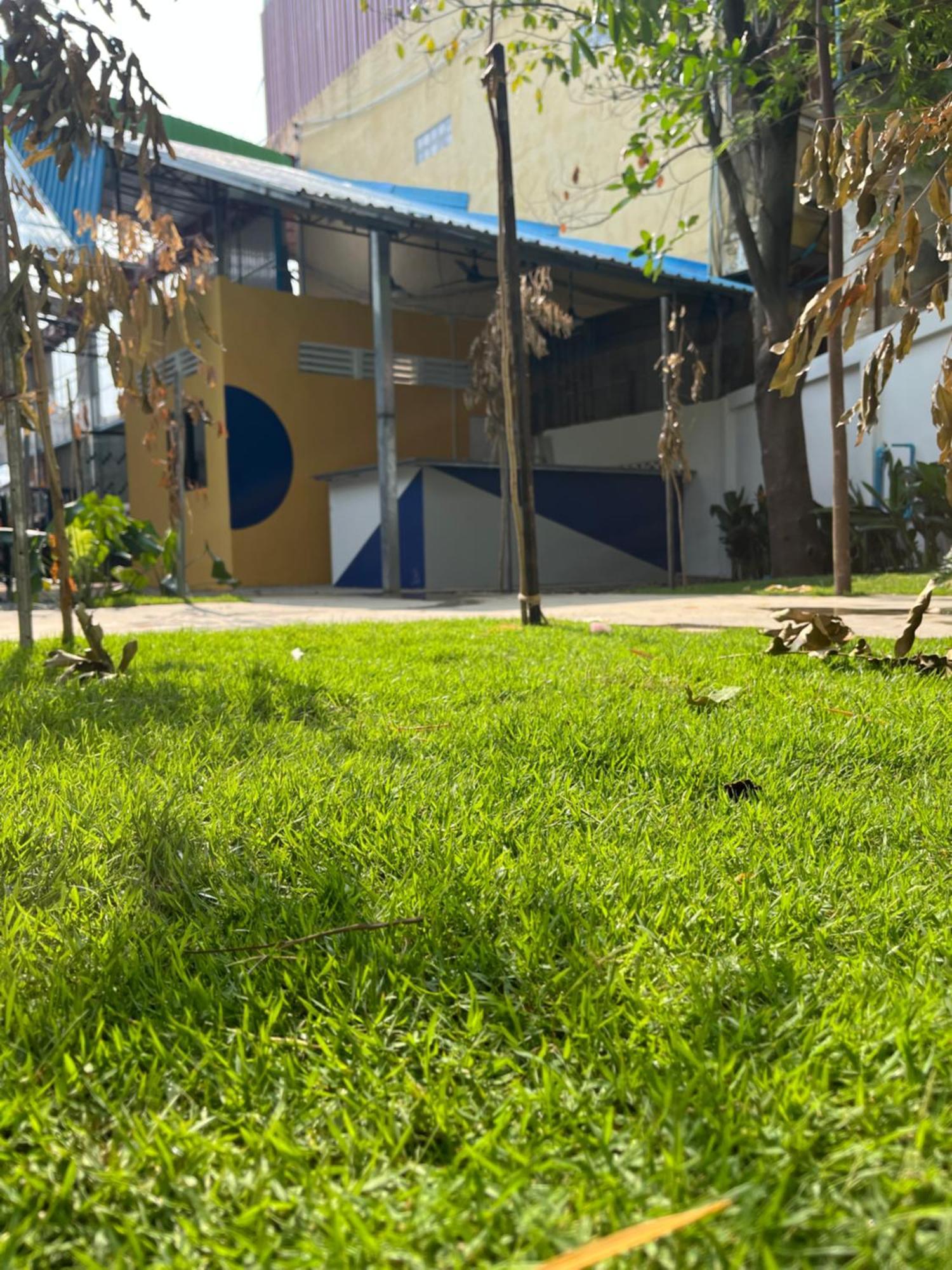 באטאמבנג Por Chey Guesthouse מראה חיצוני תמונה