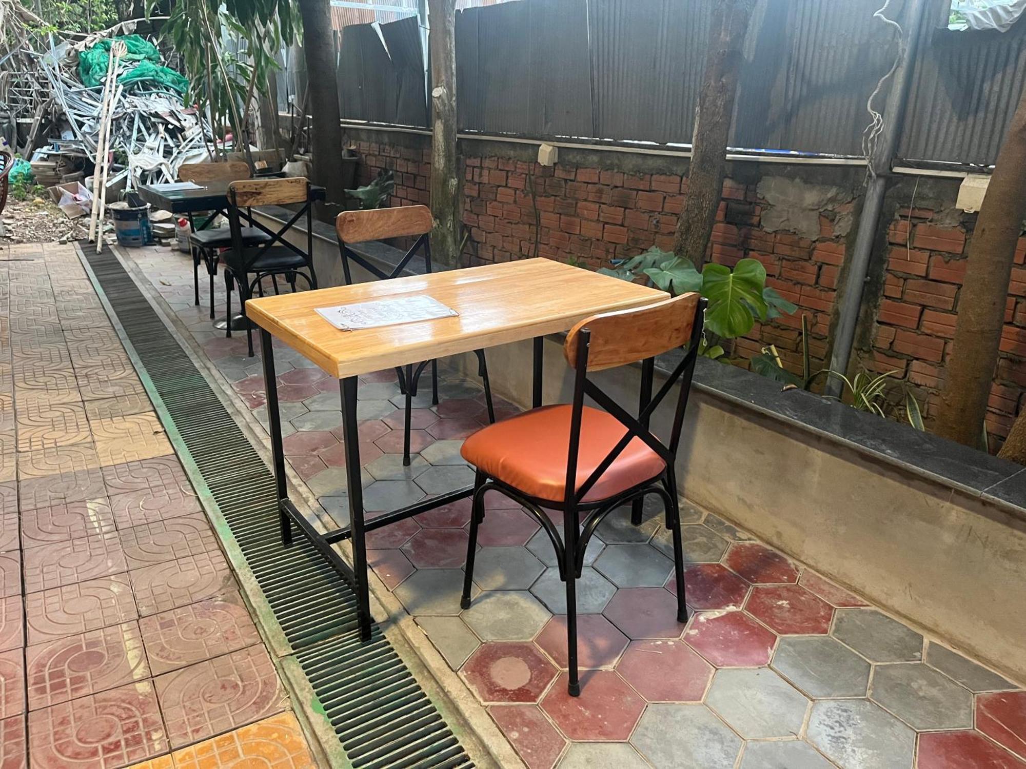 באטאמבנג Por Chey Guesthouse מראה חיצוני תמונה