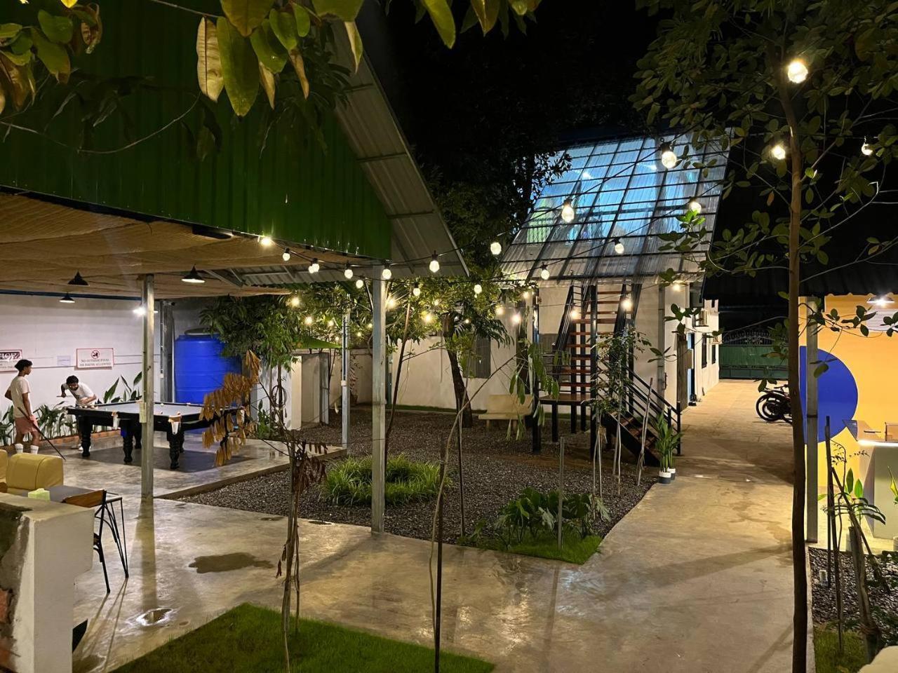באטאמבנג Por Chey Guesthouse מראה חיצוני תמונה